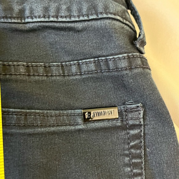 Jennifer Lopez stretchy jeans leggings. - Picture 9 of 9